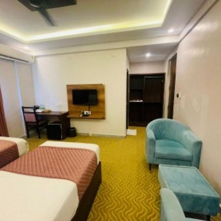 Vovo Hotels Yelahanka المظهر الخارجي الصورة