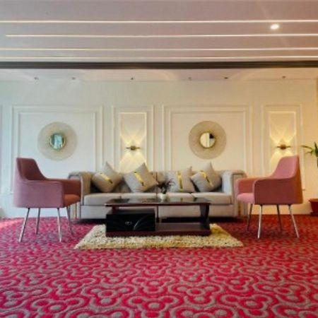 Vovo Hotels Yelahanka المظهر الخارجي الصورة