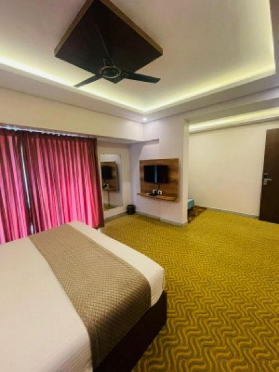 Vovo Hotels Yelahanka المظهر الخارجي الصورة