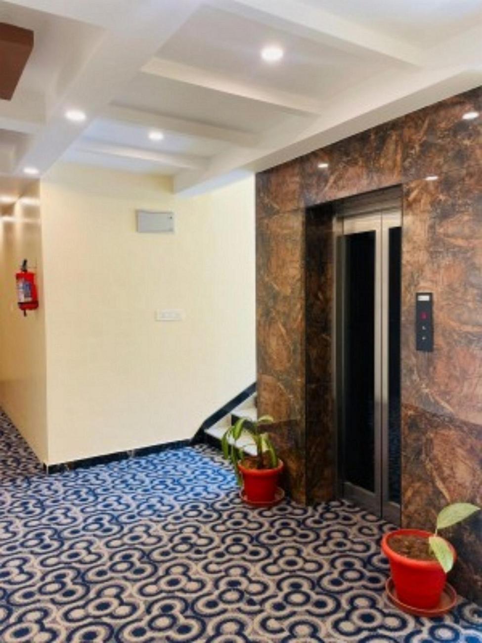 Vovo Hotels Yelahanka المظهر الخارجي الصورة