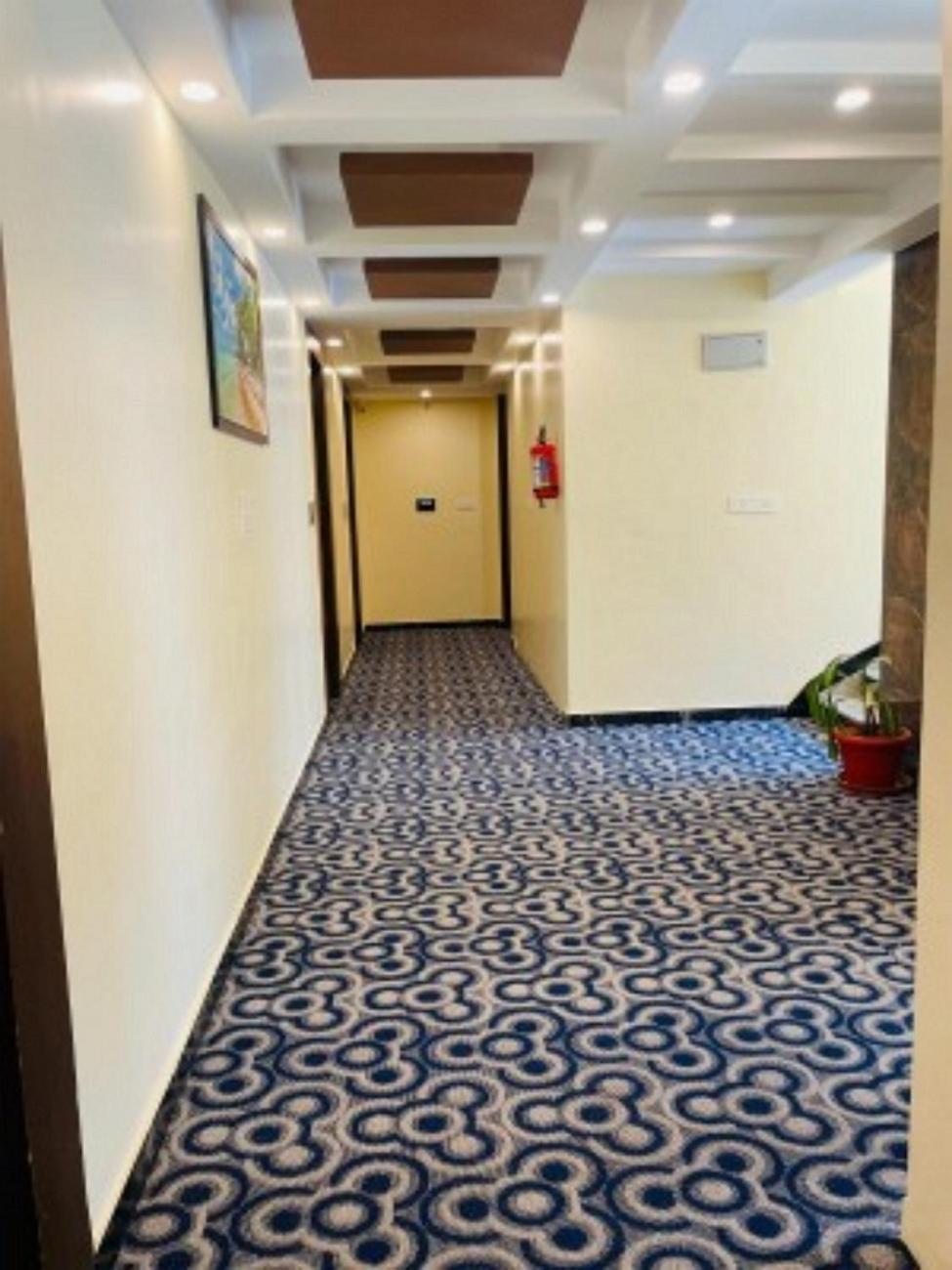 Vovo Hotels Yelahanka المظهر الخارجي الصورة