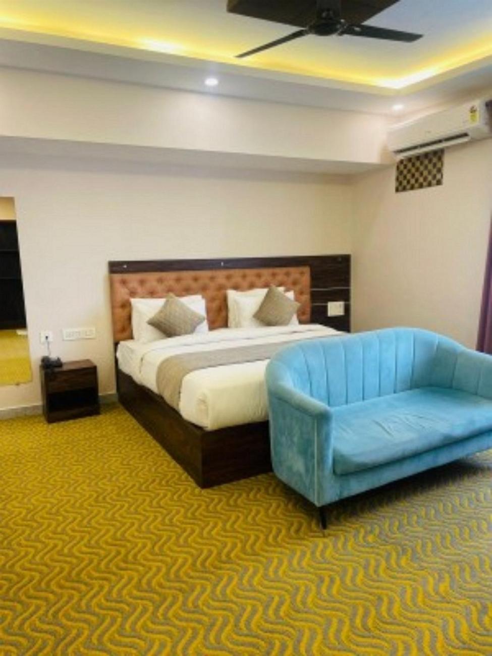 Vovo Hotels Yelahanka المظهر الخارجي الصورة